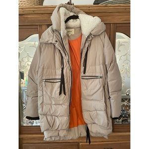 Large Beige Orolay Amazon Coat